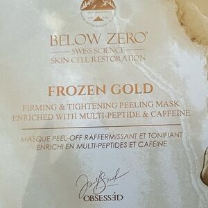 Frozen Gold Firming Peeling Mask